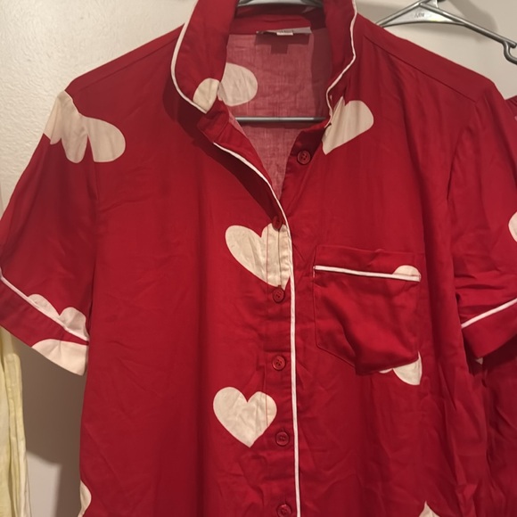 Ann Taylor lift Red Heart Print Pajama Set small. New - Picture 2 of 5